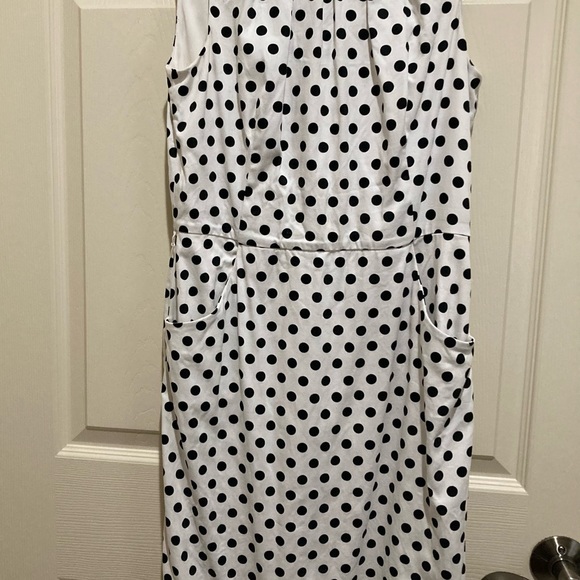 Chaps black and white polka dot cotton sleeveless sheath midi dress - Picture 2 of 10